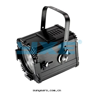 YLD-J150C彩色(sè)菲涅爾聚光(guāng)燈(dēng)