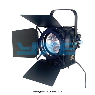 YLD-J130W菲涅爾聚光(guāng)燈(dēng)	